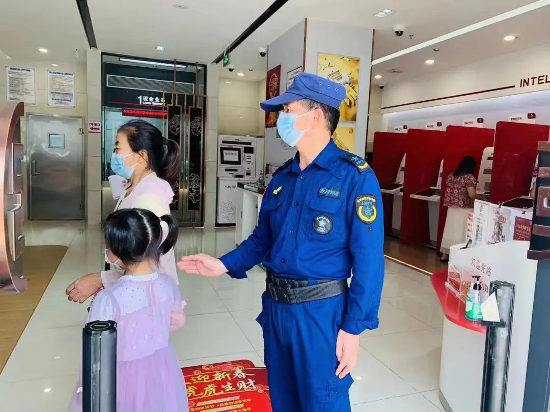 1650007825292634.jpg 0e104edc09d2922bcc97d56ebae2e3df.jpg